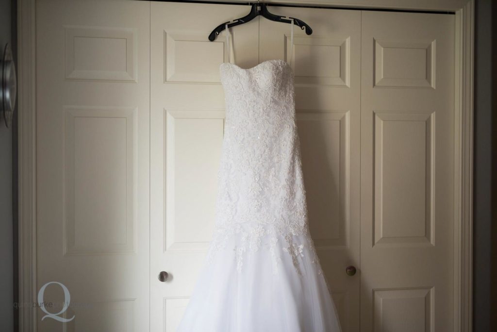 bride wedding dress