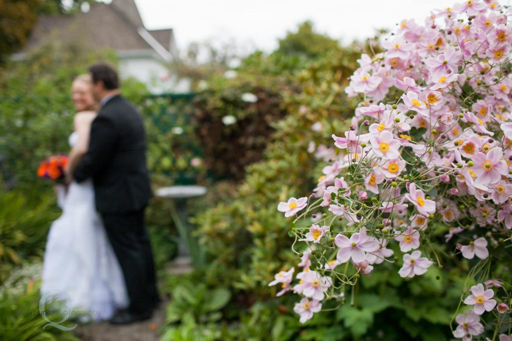 bride groom in garden