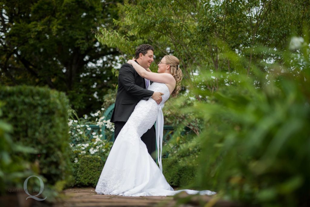 bride groom in garden