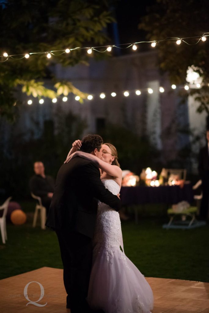 bride groom first dance