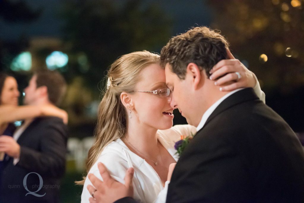 bride groom intimate dance