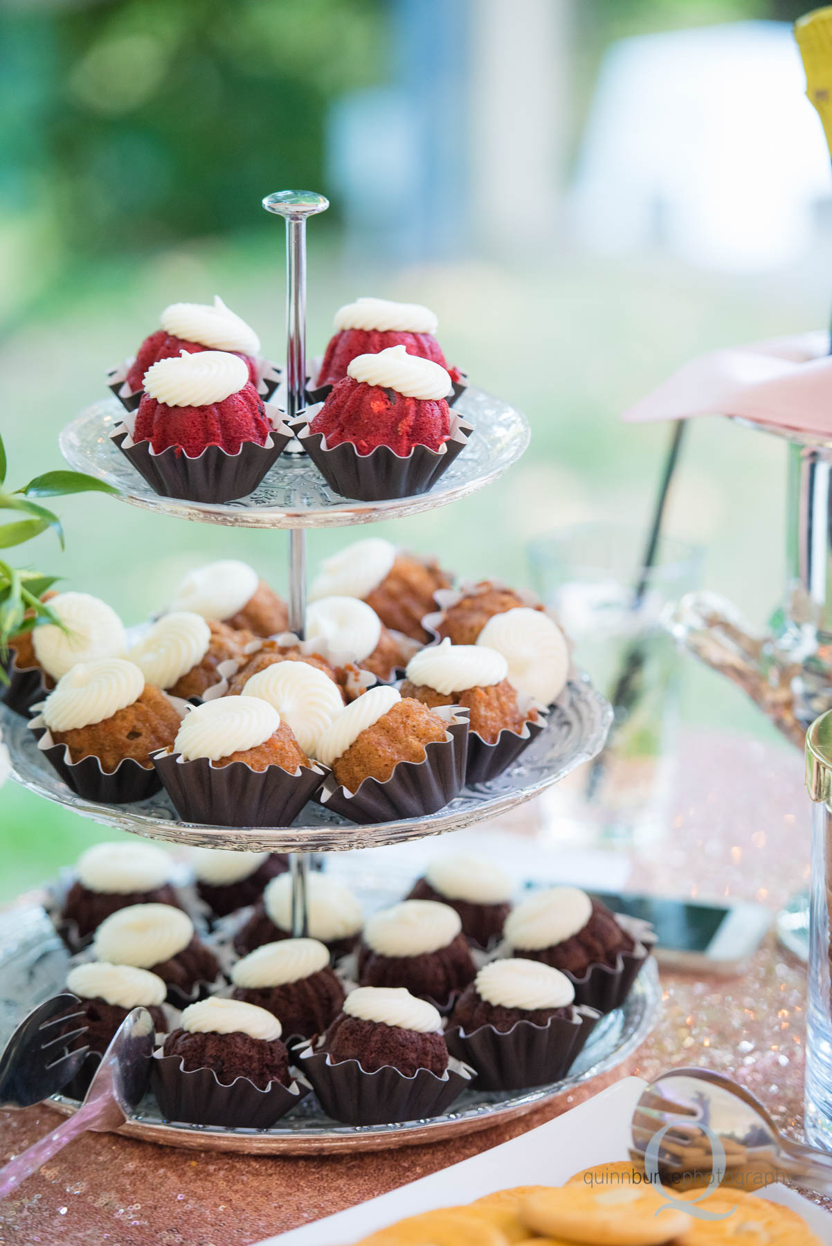 Abernethy Center Portland Wedding cupcakes