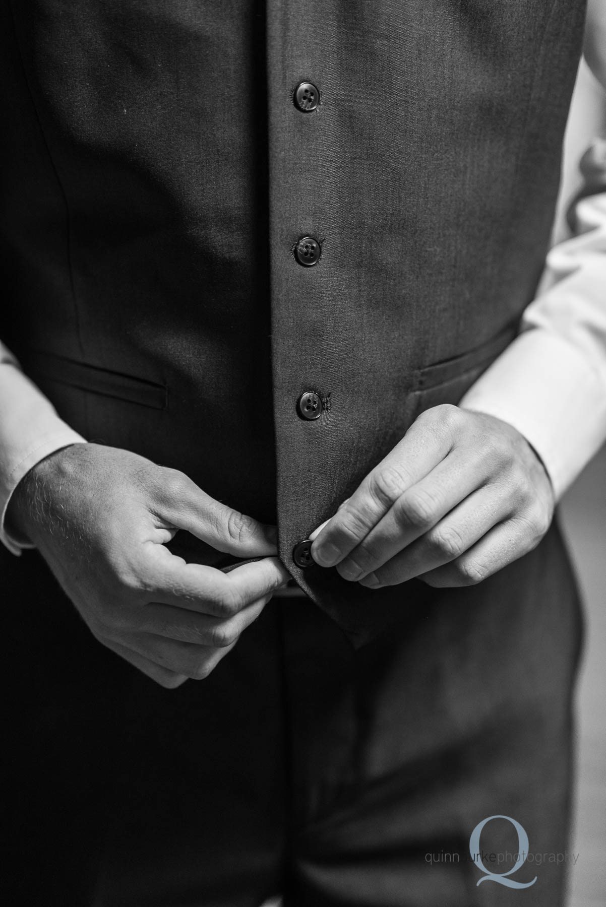 groom getting ready for wedding