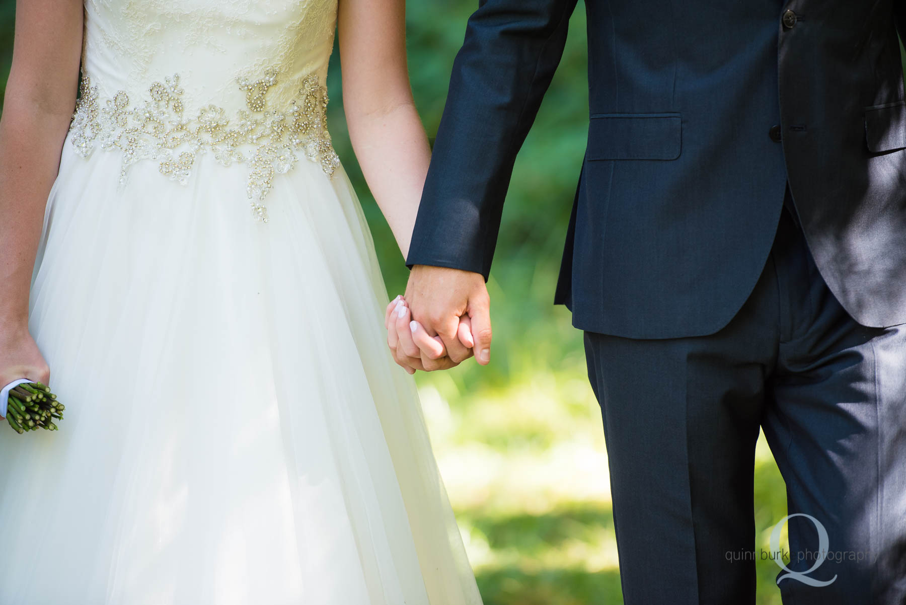 bride groom holding hands rons pond