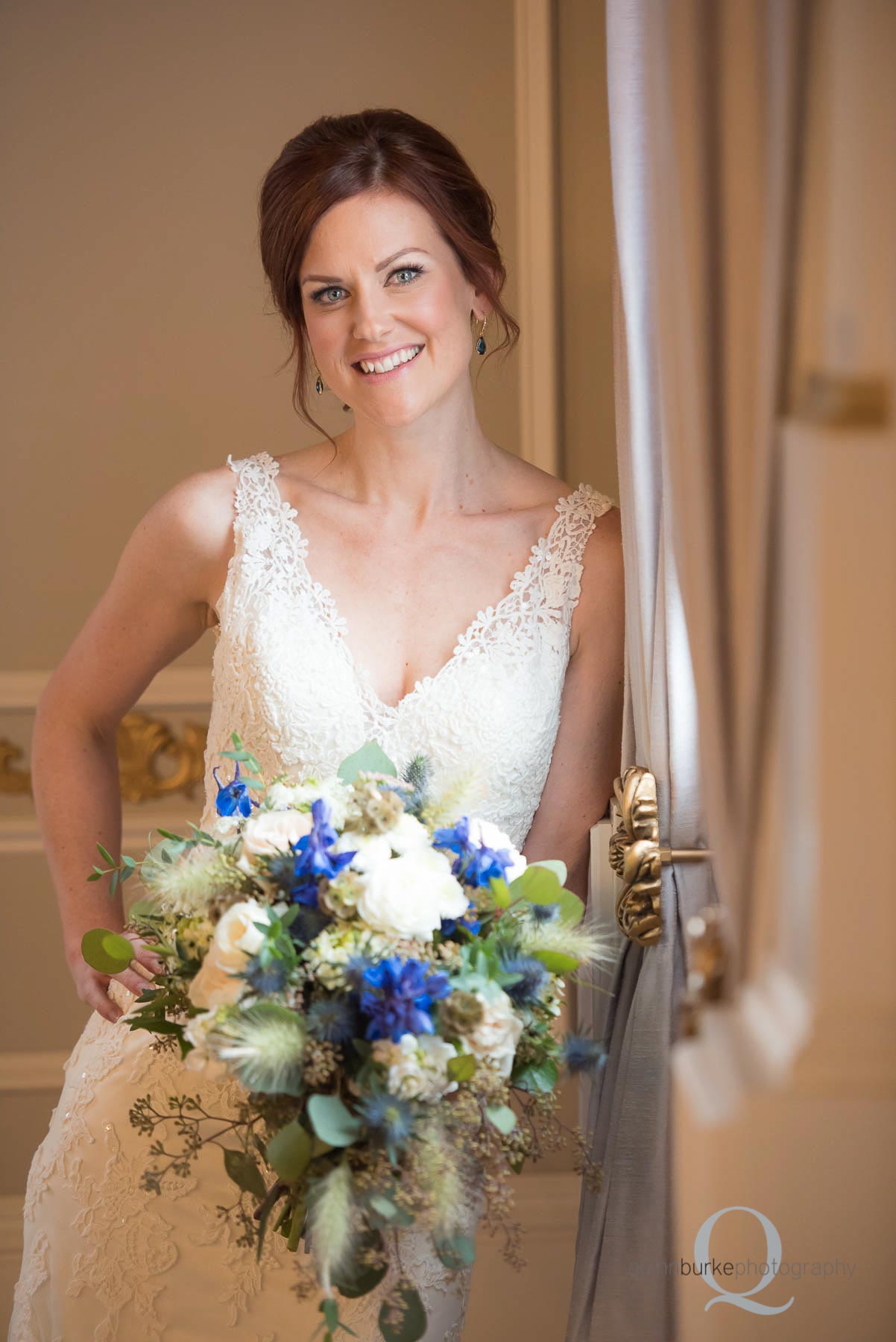 bridal portrait in Old Schoolhouse Newberg wedding