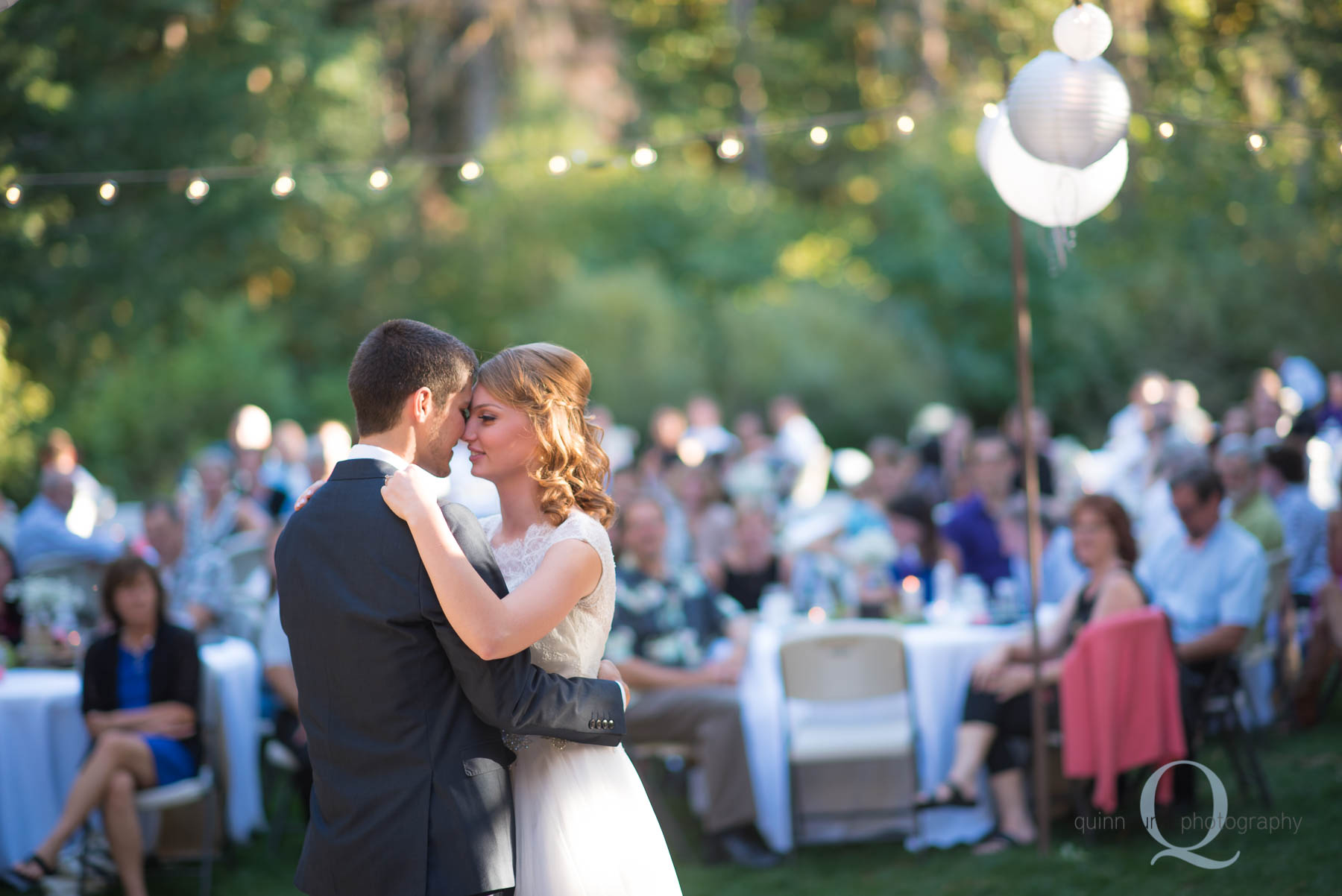 wedding first dance at rons pond