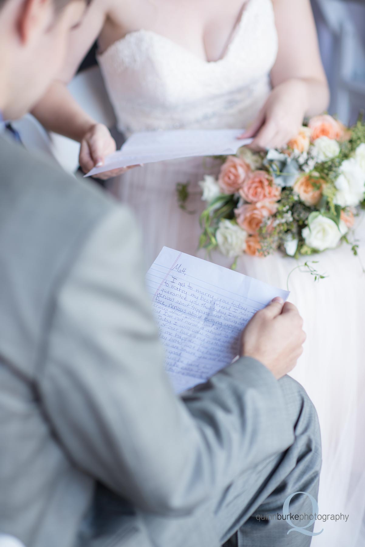 groom reads note from bride before wedding oregon