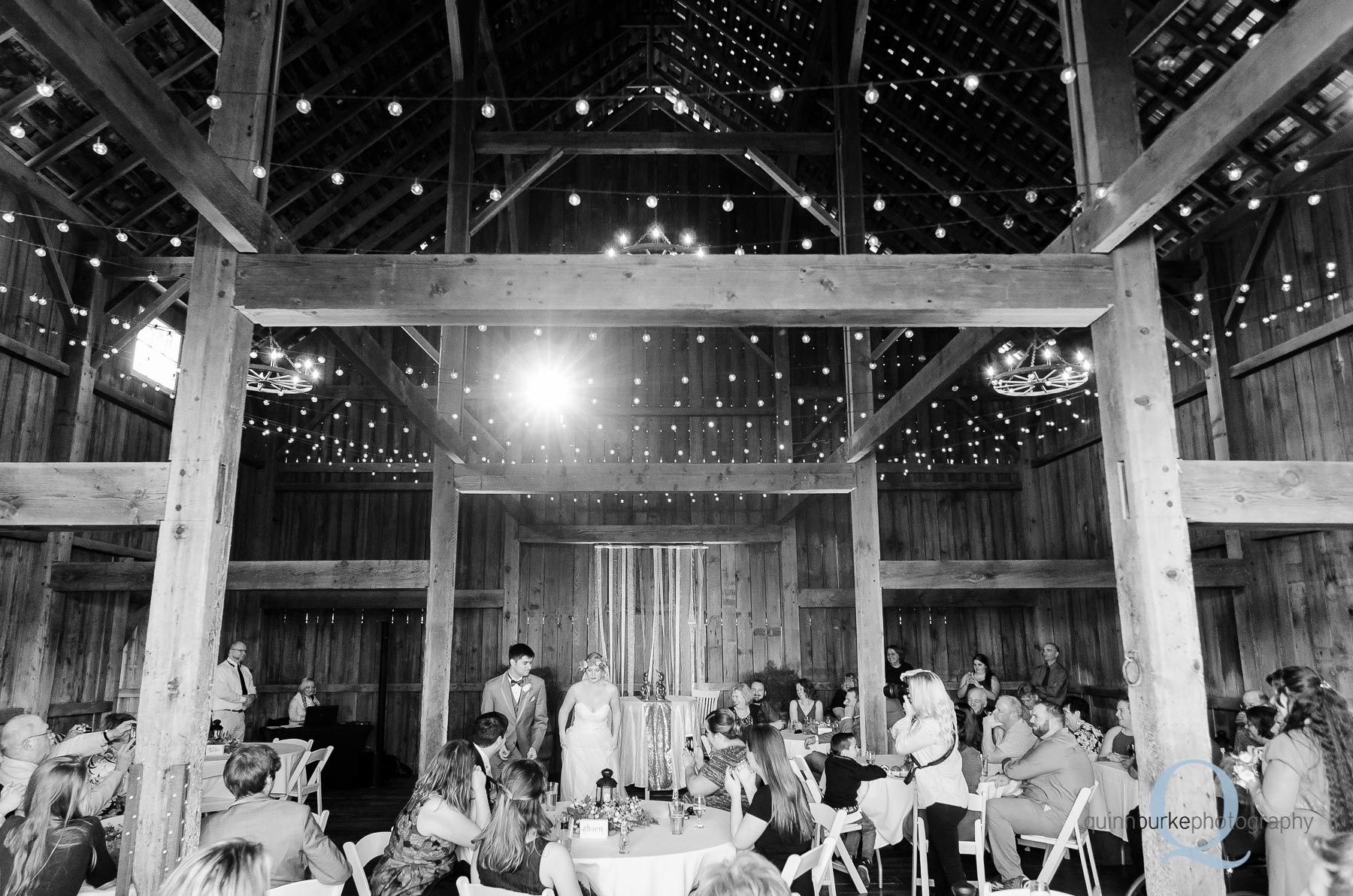 Perryhill Farm barn wedding reception in Oregon