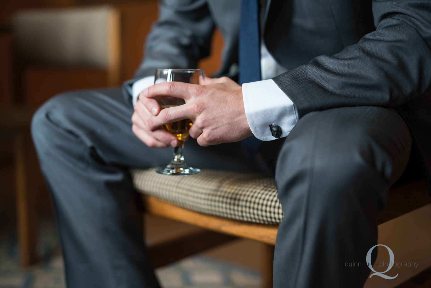 groom with glass of whiskey before wedding in salem oregon