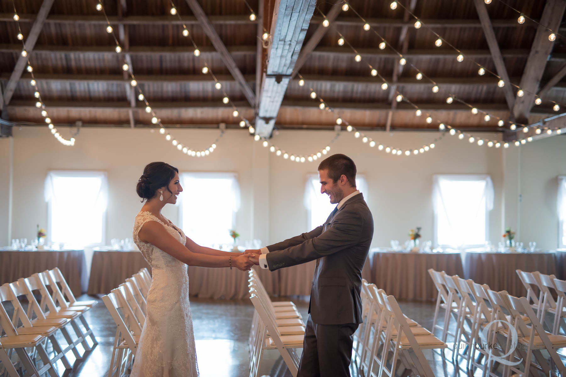 first look at Green Villa Barn wedding